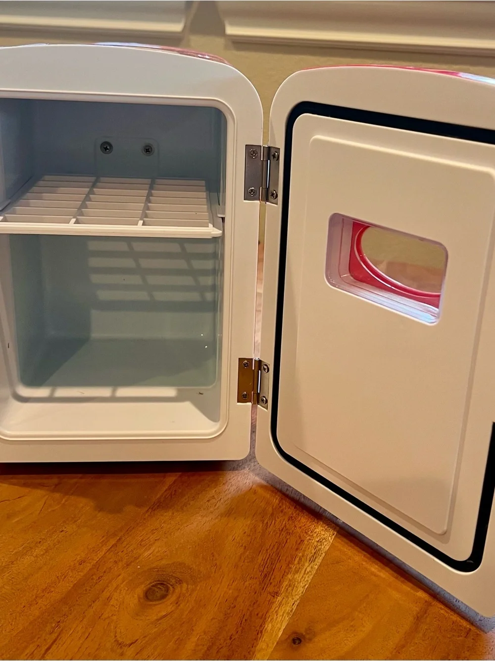 Frigidaire red retro